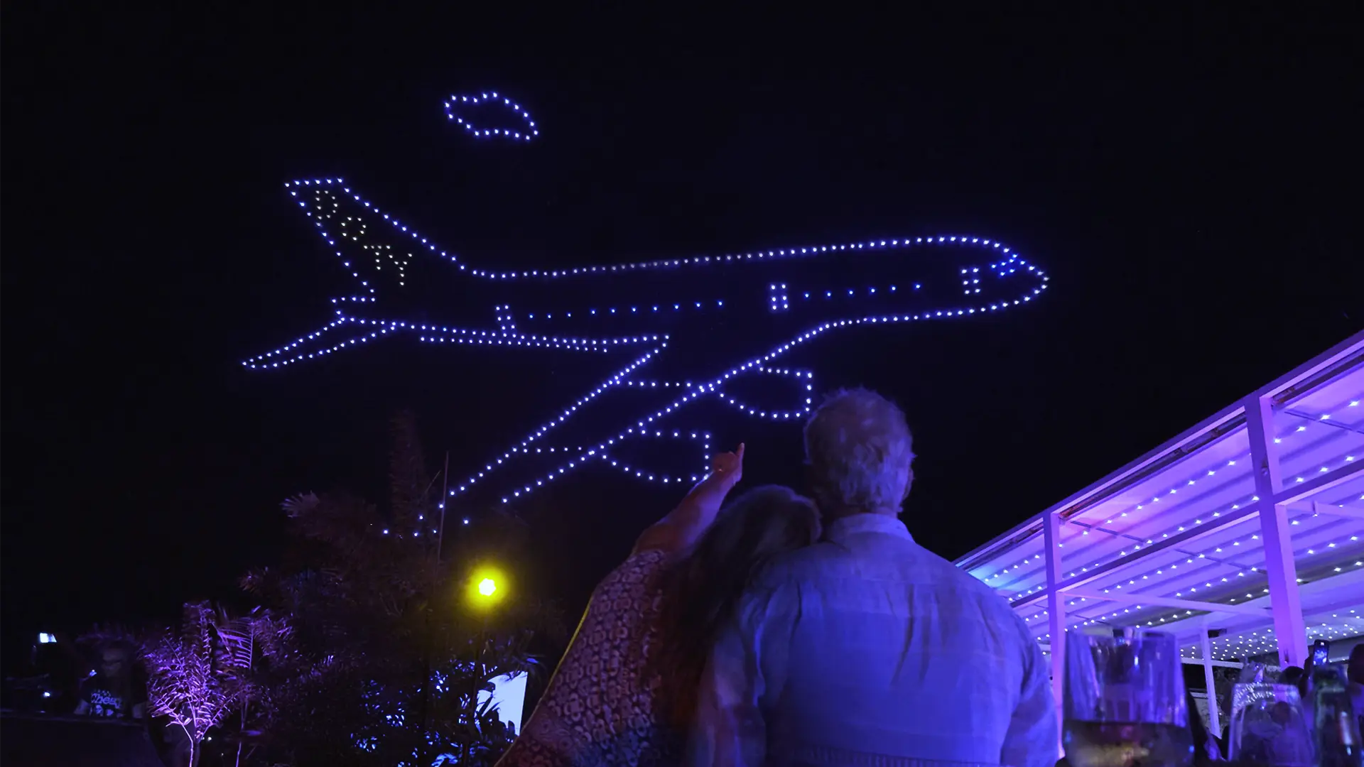 show de drones para acticaciones de marca